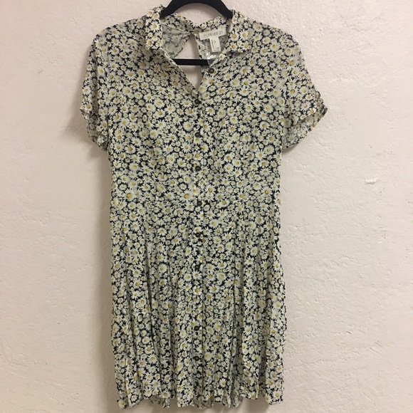 🆕✨ NWT Sunflower Open Back Dress - Picture 5 of 8